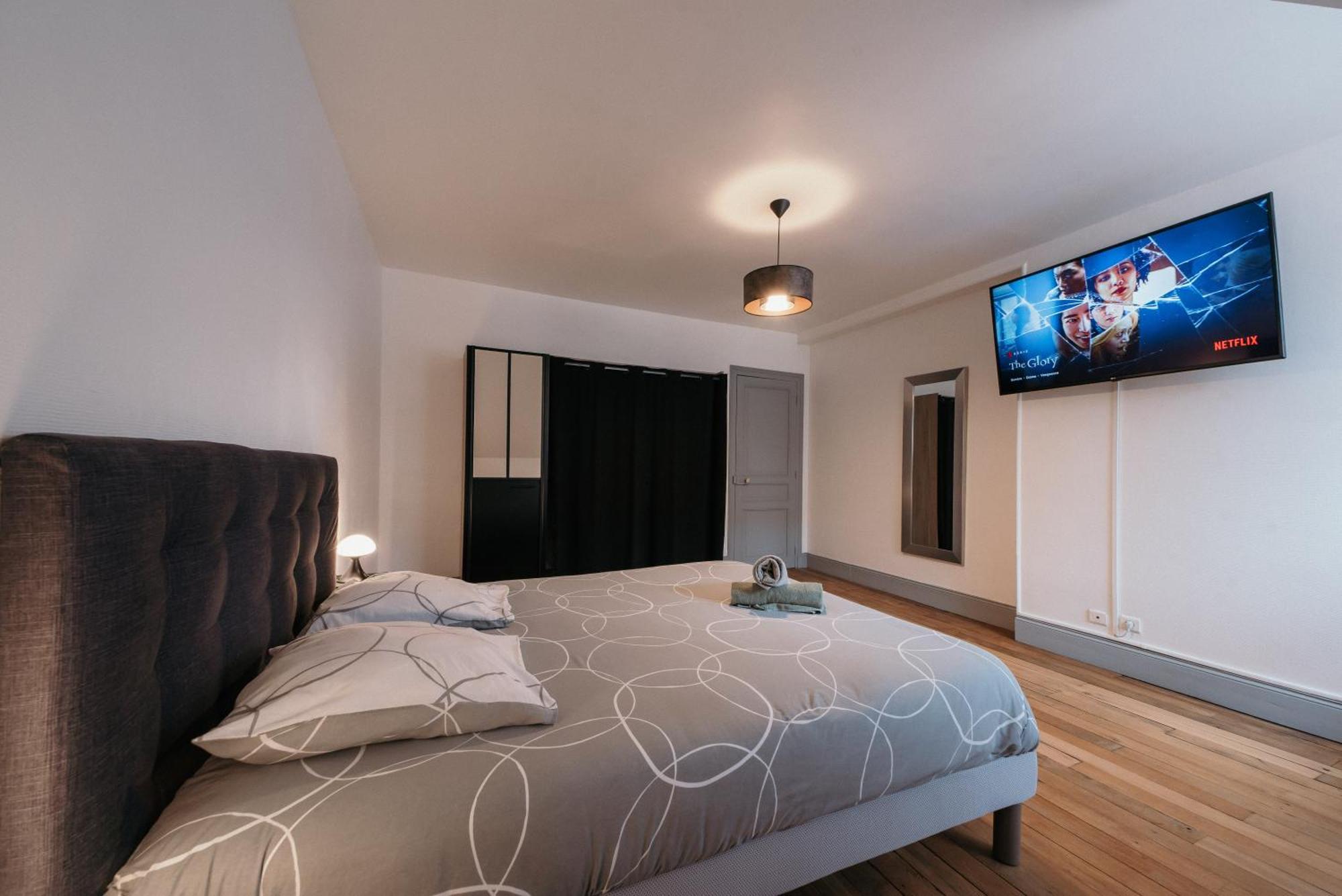 Appartement D'Aubilly Hyper Centre-Ville Charleville-Mézières Εξωτερικό φωτογραφία